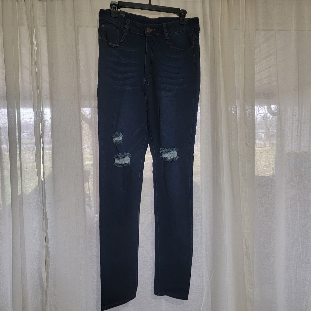 NWT Fashion Nova Dark Distressed Skinny Jeans